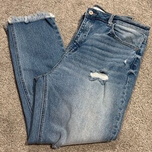 KanCan Distressed Jeans